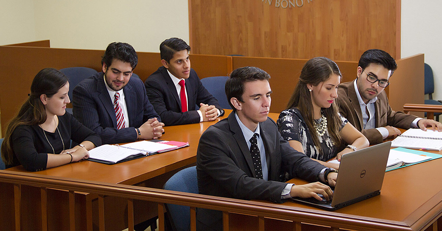 Confede Acredita La Licenciatura En Derecho De La Universidad An Huac